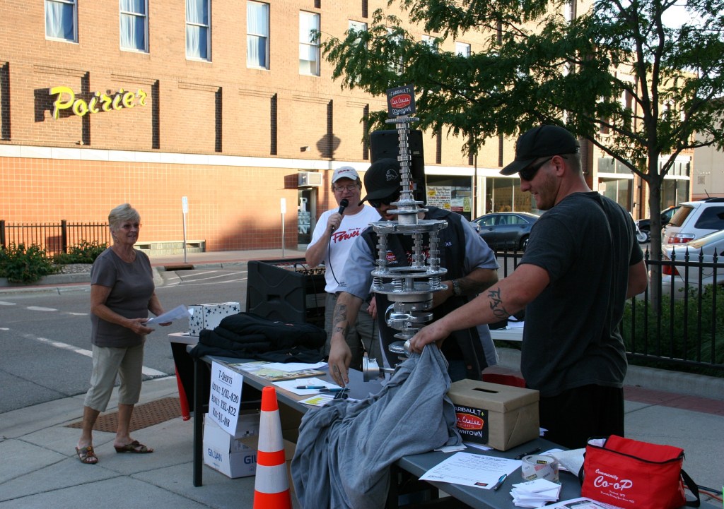 This one-of-a-kind ginormous trophy was unveiled