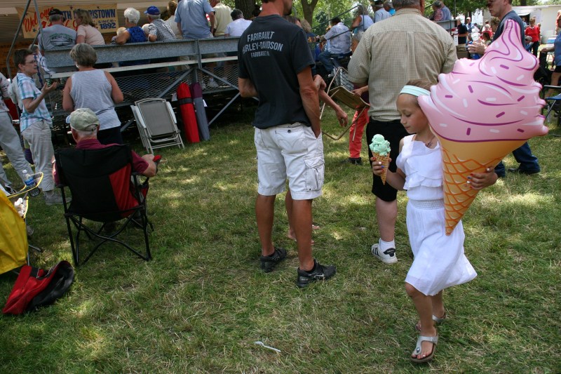 Ice cream to eat and ice cream to