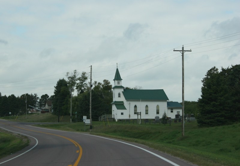 Between Waterville and Elysian sits the Cannonville Community Church.