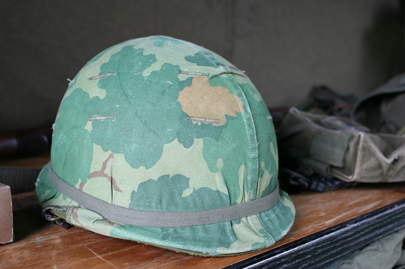 vietnam-wall-80-helmet