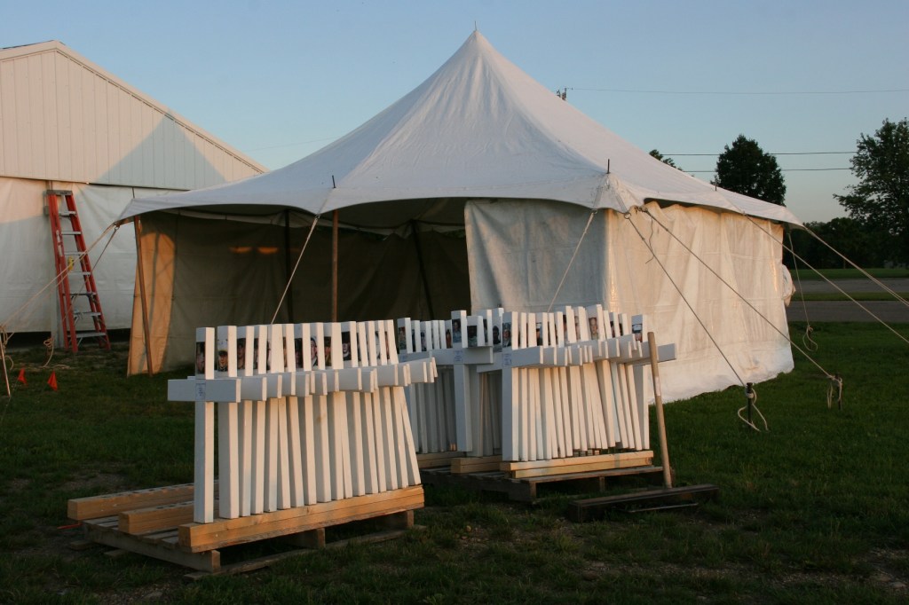 Vietnam wall preview, #18 stacked crosses