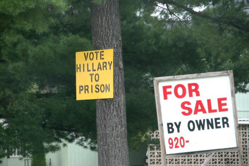 Posted in a front yard in Redgranite.