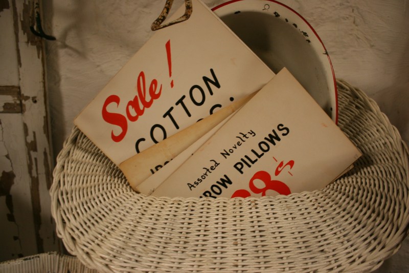 antique-shop-70-sale-signs