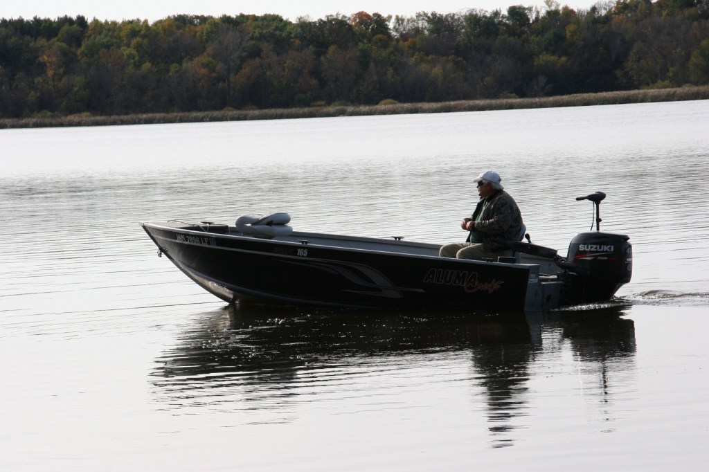fishing-on-circle-lake-167
