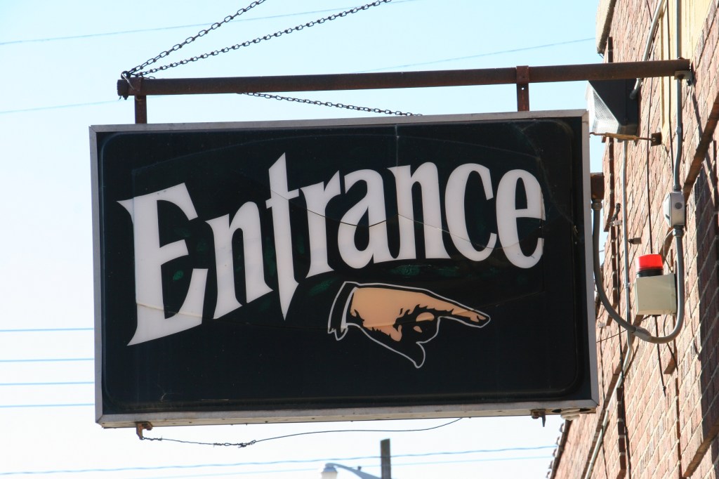 flying-monkey-saloon-22-entrance-sign