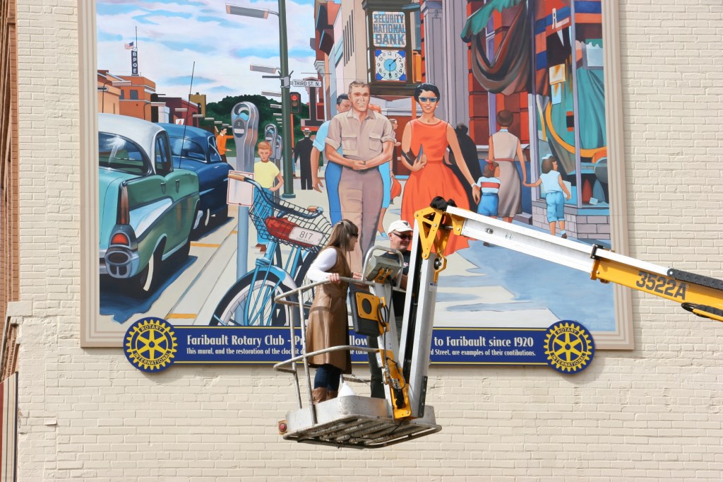 mural-169-ann-dave-by-mural