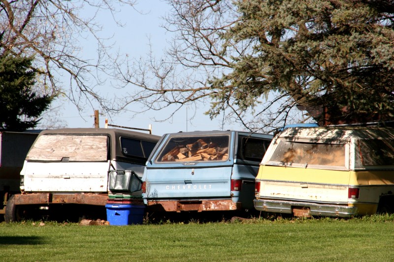 pleasant-108-grove-backs-of-pick-up-trucks