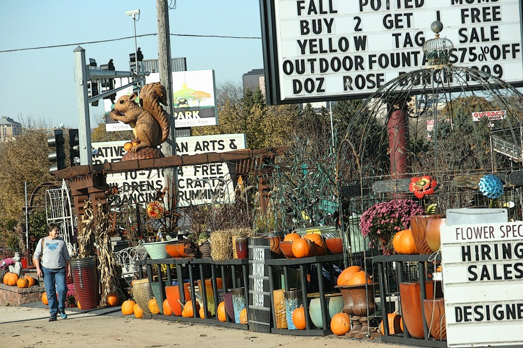 roadside-flower-shop-sale-in-rochester-mn