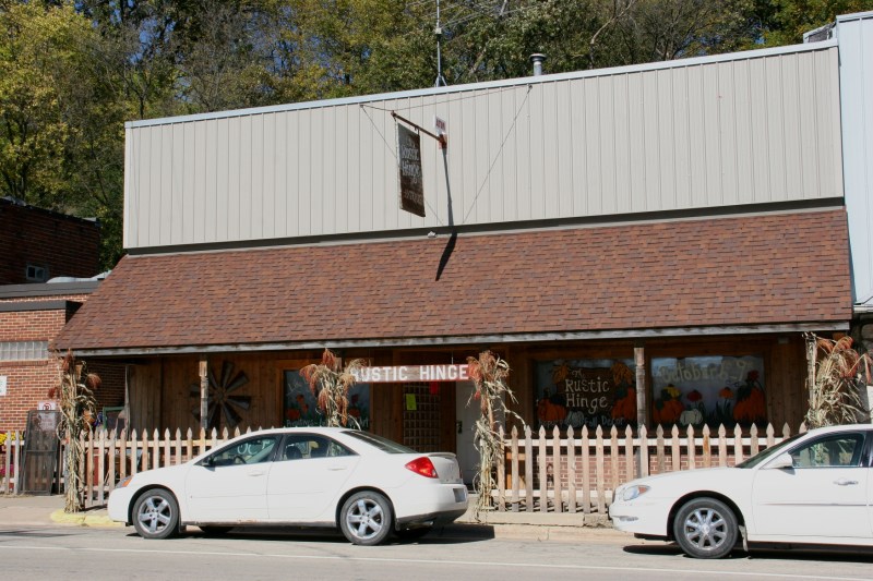 rustic-hinge-sale-87-building