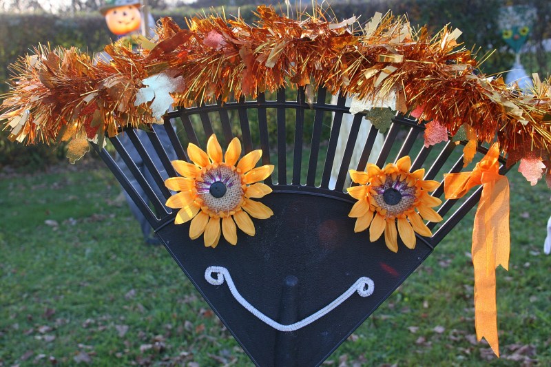 scarecrow-contest-265-rake-scarecrow