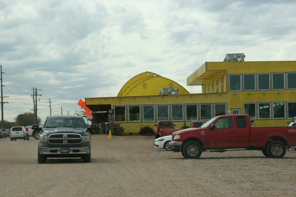 art-317-parking-lot-and-how-to-pay-sign