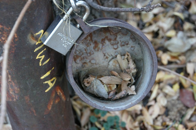 trail-13-padlock-on-pipe