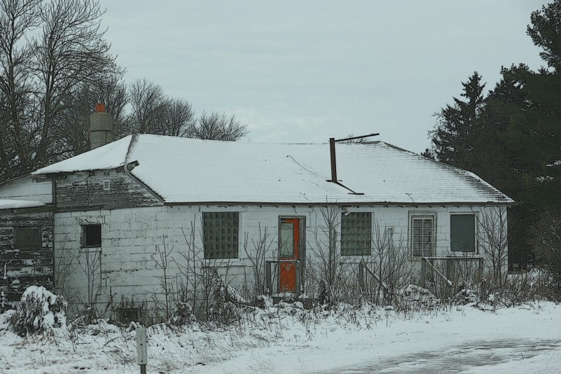 abandoned-building-near-foley-32