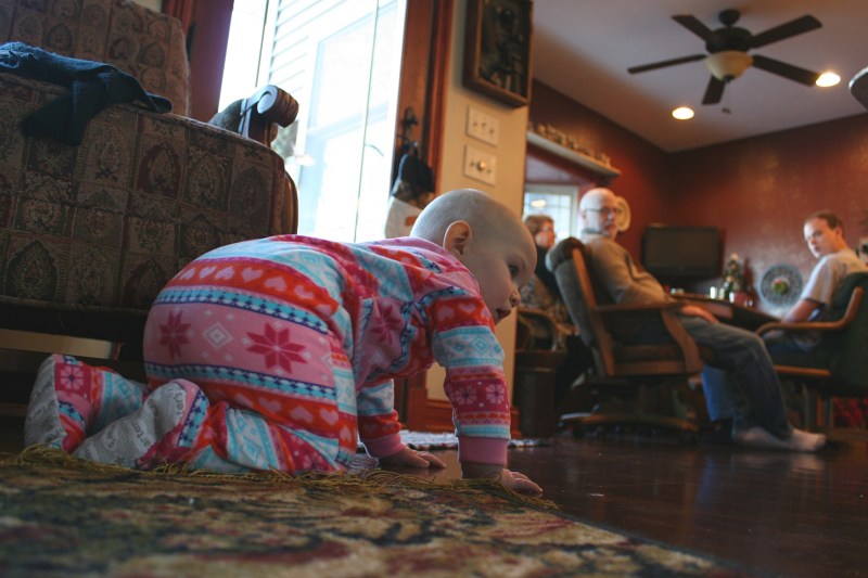 family-izzy-crawling-47