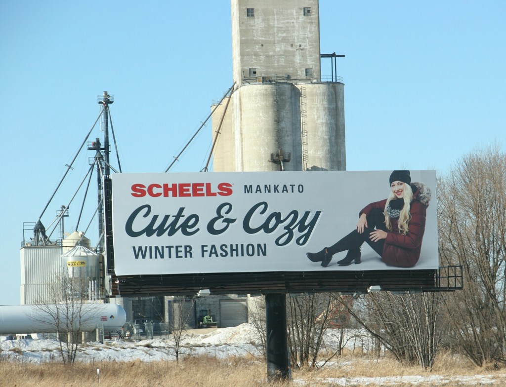 scheels-billboard-between-wasca-and-janesville-11