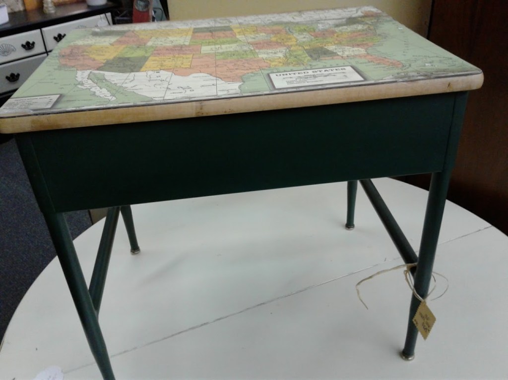 Inside The Jordan Junker I found this creatively repurposed school desk.