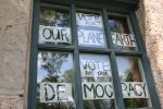 Message on house, #633 planet & democracy